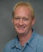 Headshot of Dr. Guido Mueller