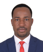 Headshot of Bere Benjamin Bantchina