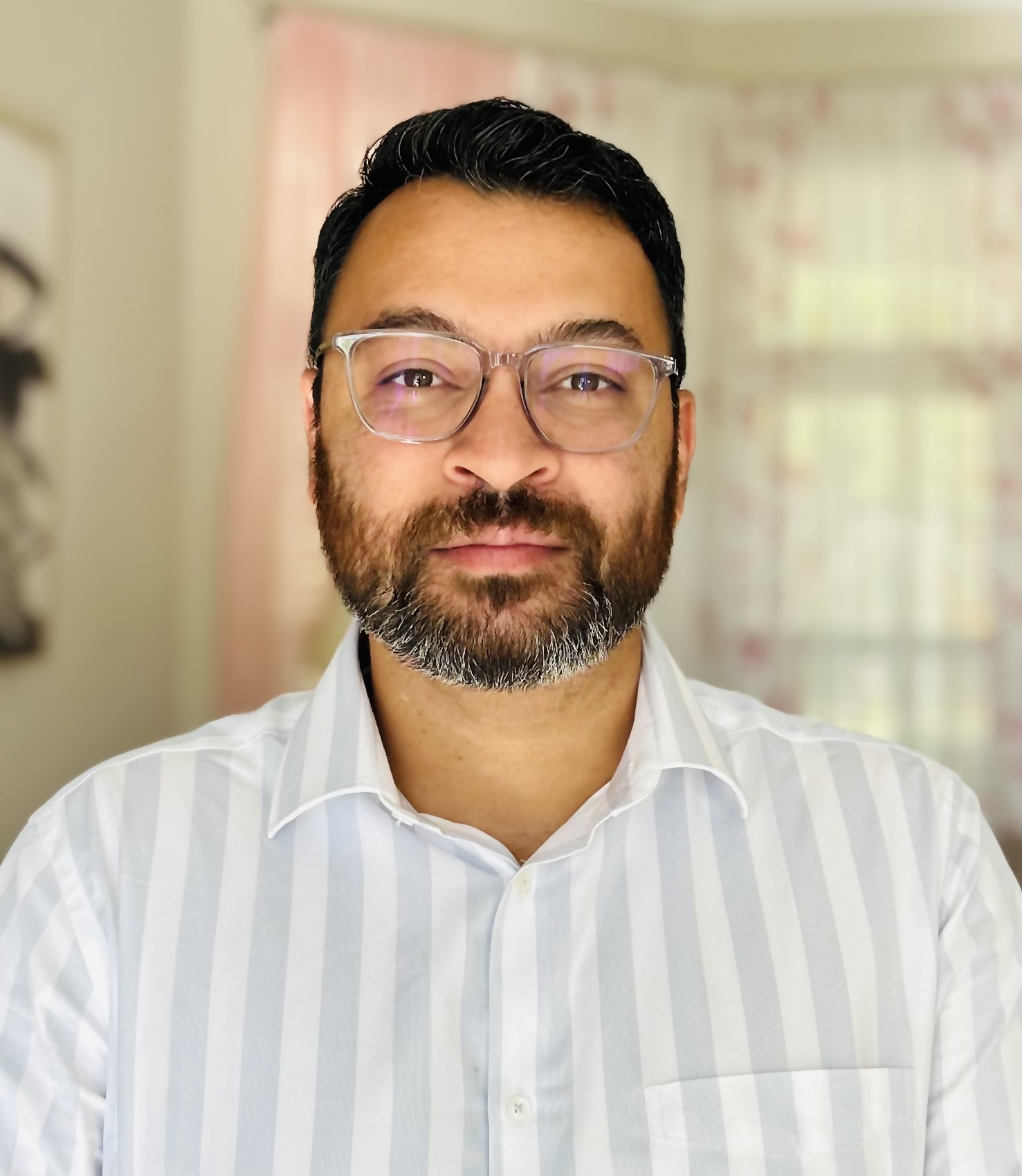 Dr. Shiva Bhambota