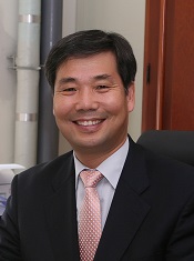 Dr. Yong Hyeon Kim