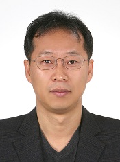 Dr. Young Ki Hong